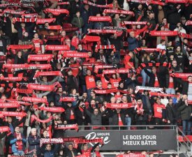 Rennes : Des galettes-saucisses offertes aux supporters de l'AC Milan 