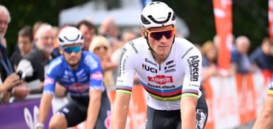 Pas de Paris-Tours pour van der Poel, qui stoppe sa saison