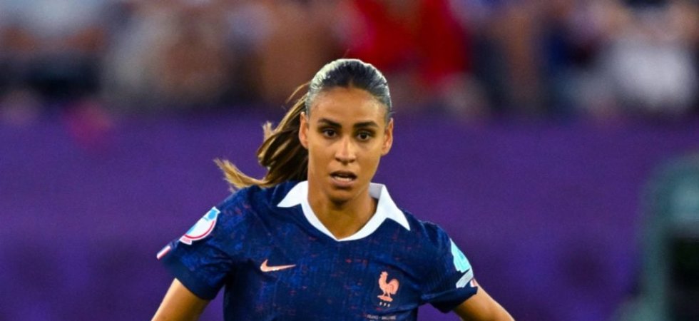 Bleues : Mbock et Lakrar absentes de l'entraînement ce lundi 