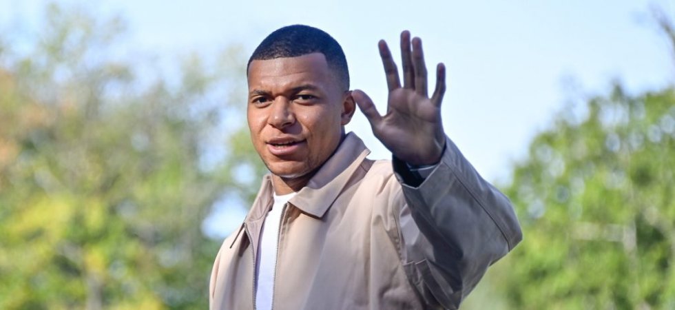 Real Madrid : Mbappé bien au club en 2024 ?