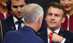 Bleus : Macron veut que Deschamps reste