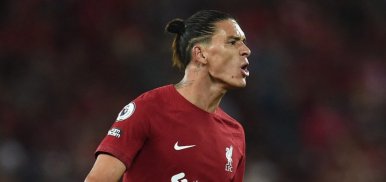 Liverpool : Nunez recadré par Klopp et van Dijk après son expulsion