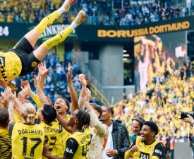 Dortmund : Dans le Mur jaune, Reus a offert une bière à chaque supporter ! 