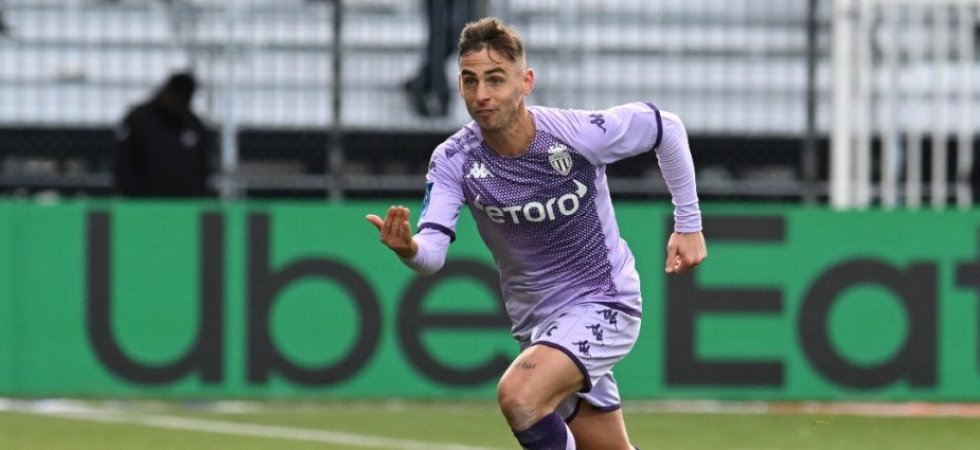 RC Lens : Aguilar rejoint Lens, en attendant Maouassa ?