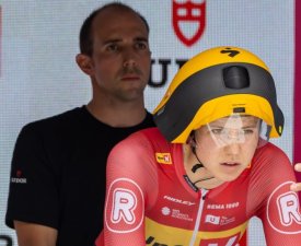 Paris-Roubaix (F) : L'impressionnante cicatrice d'une jeune coureuse après sa grosse chute