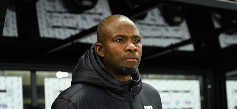 Amiens : Daf prend la porte (officiel)