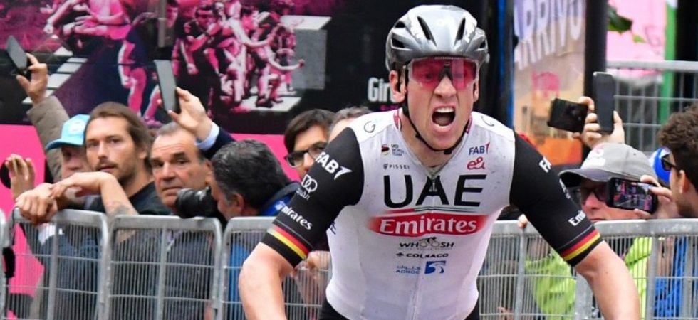Giro (E11) : Ackermann gagne à la photo-finish, Thomas reste en rose malgré une chute