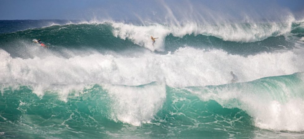 Le légendaire surfeur hawaïen Mikala Jones disparaît après un tragique accident