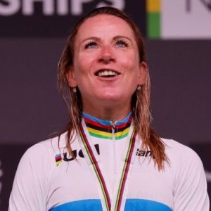 Mondiaux (F) : Van Vleuten est imbattable, la Française Rayer argentée chez les juniors