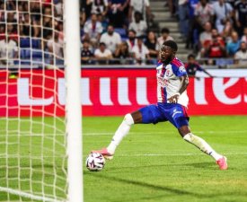 OL : Des sifflets puis un but pour Maitland-Niles