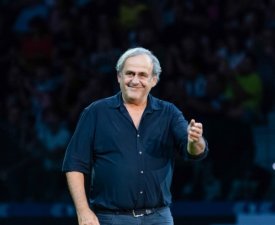 Platini porte plainte contre le président de la FIFA