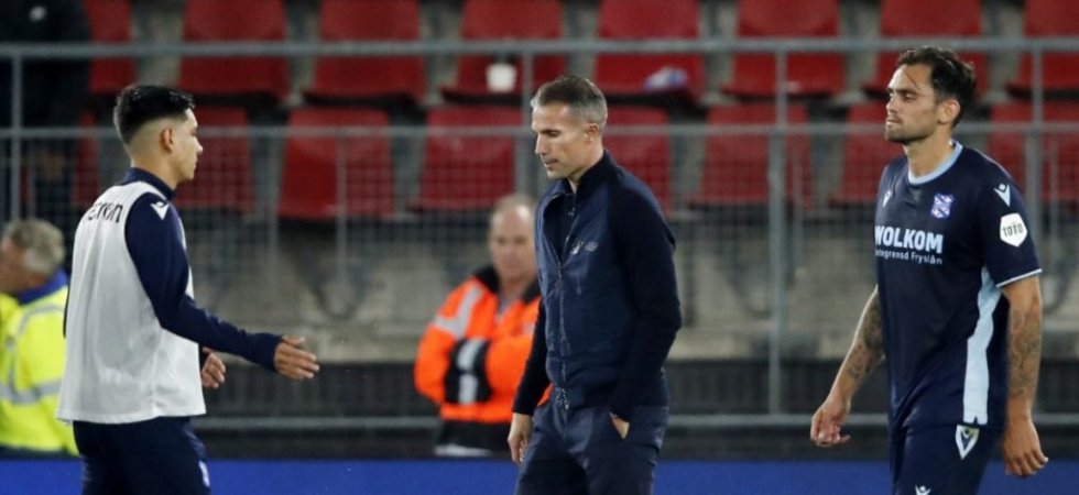 Pays-Bas : Une défaite record pour Heerenveen et van Persie 