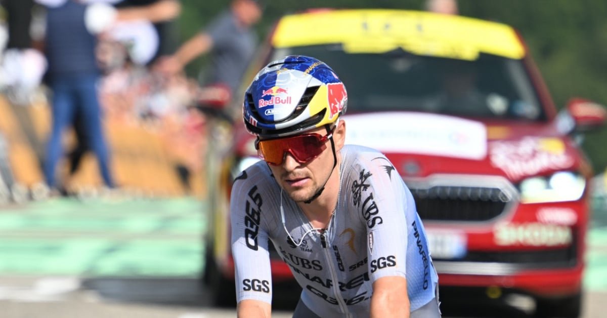 Tour de France: Tom Pidcock sanctioned by race commissaires