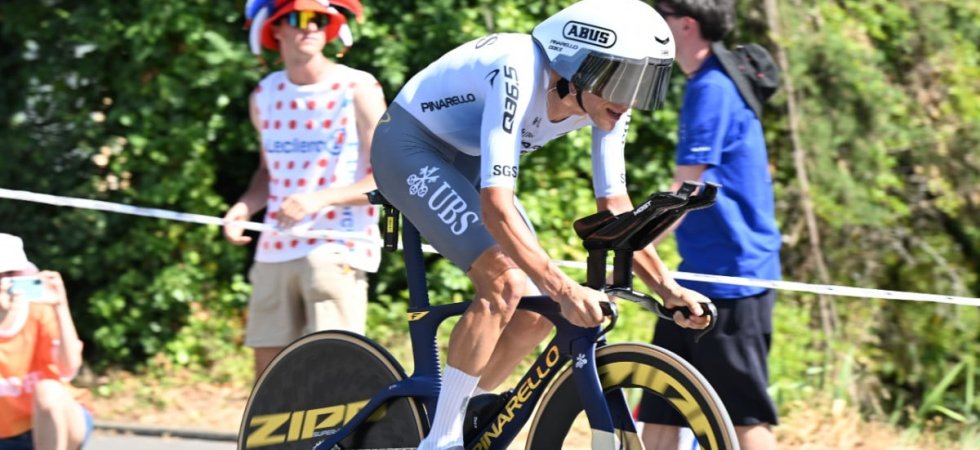 Tour de France : Un coéquiper de Pidcock renversé par une voiture !