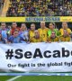 Ligue des Nations (F) : Les joueuses de l'Espagne et de la Suède avec une banderole contre les comportements machistes