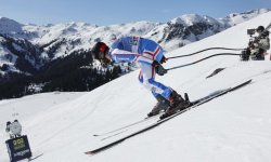 Ski alpin - Super-G de Saalbach (H) : Sarrazin au pied d'un podium 100% suisse, le petit globe pour Odermatt 
