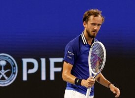 ATP - Miami : Medvedev sort Jarry et affrontera Sinner en demi-finale 