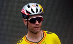 Tour de France : Van Aert percute une barrière... en descendant du bus 