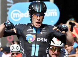 Tour d'Italie 2022 (E11) : Dainese créé la surprise à Reggio Emilia