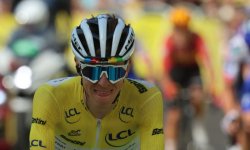 Tour de France : Pogacar percute une voiture de la Visma ! 