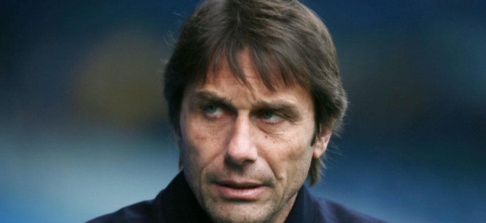 OM : Conte encense Tudor