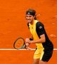 Roland-Garros (H) : Tsitsipas et Auger-Aliassime qualifiés en trois sets 