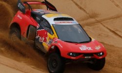 Rallye-raid - Dakar (8eme étape) : Loeb vainqueur en autos, Branch s'impose en motos