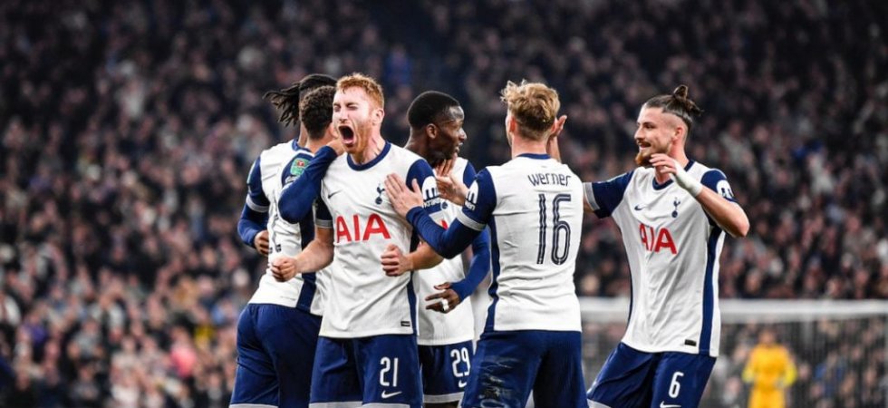 League Cup : Tottenham s'offre City, Van Nistelrooy réussit sa première avec United 
