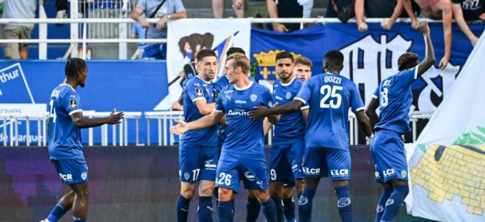 Ligue 2 (J1) : Troyes et Pau premiers leaders 