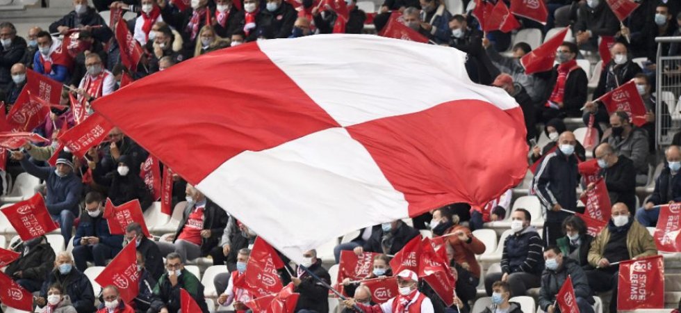 Ligue 1 : La LFP ouvre une procédure après le drapeau déployé par les supporters de Reims