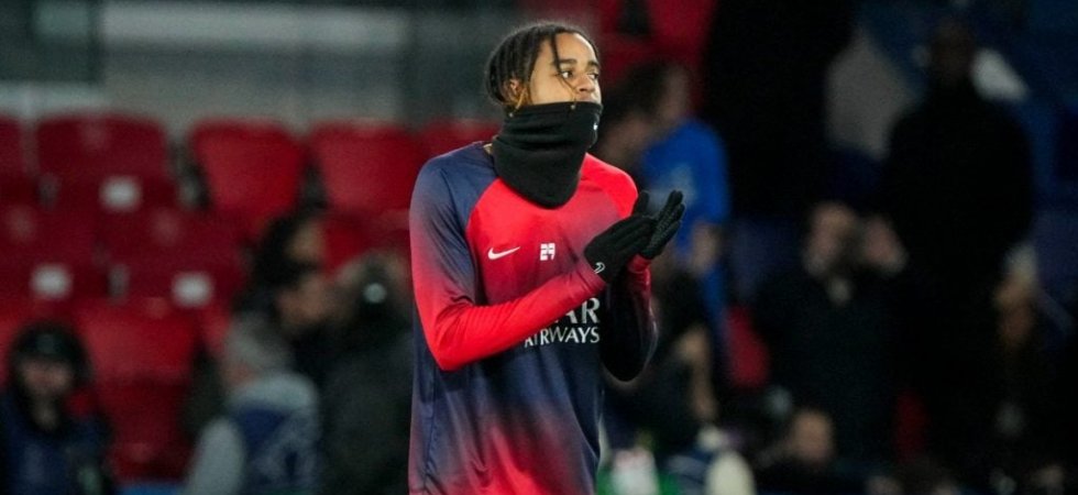 PSG : Barcola incertain face au FC Barcelone 