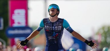 Giro (E12) : La sensation Segaert, Eulalio grapille