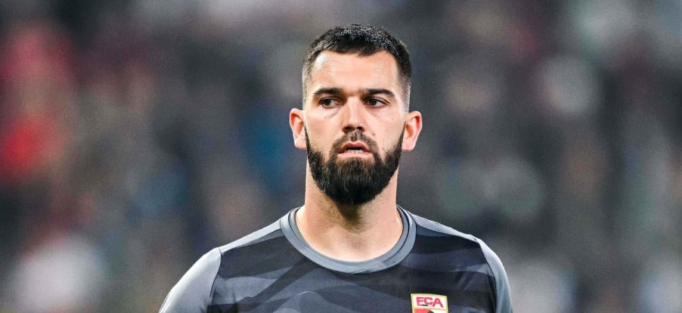 Un ancien de Ligue 1 dégage sur le balcon !