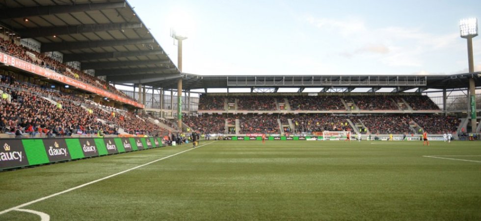 Lorient : La pelouse du Moustoir dans un sale état avant d'accueillir Lyon