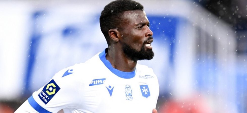 OM : M'Baye Niang s'était vu signer en 2019 