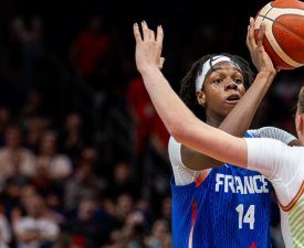 Coupe du monde (F) : Les Bleues débutent sur un carton offensif contre la Hongrie