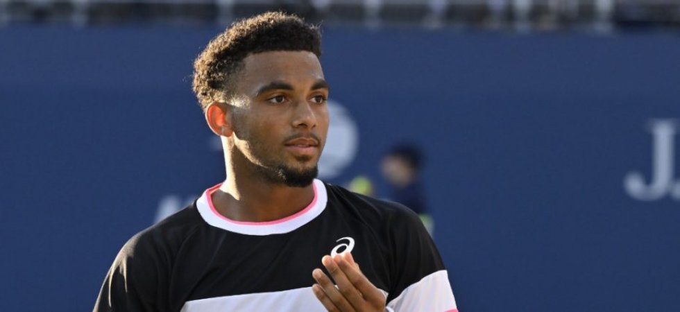 ATP - Anvers : Fils terrasse Tsitsipas