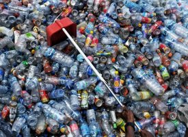 Traité contre la pollution plastique: sommet ministériel pour donner un élan aux négociations
