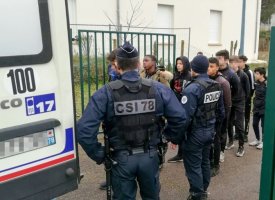 Lycéens à genoux à Mantes-la-Jolie en 2018: l'enquête "commence enfin"