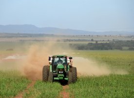 Guerre en Ukraine: le Brésil se tourne vers les engrais naturels