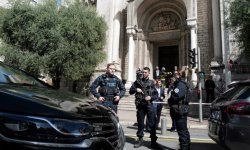 Agression d'un prêtre dans une église de Nice par un homme "bipolaire", pas de caractère terroriste