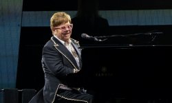 Elton John à Glastonbury pour des "adieux inoubliables" au Royaume-Uni