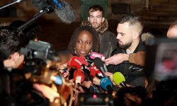 La France qui gronde - Page 3 661%2Fmagic-article-actu%2F426%2F1e2%2F63a4ebe99a5a494ca930897edc%2Fvideo-un-porte-parole-des-gilets-jaunes-recu-par-francois-de-rugy-appelle-a-manifester-samedi-a-paris%7C4261e263a4ebe99a5a494ca930897edc