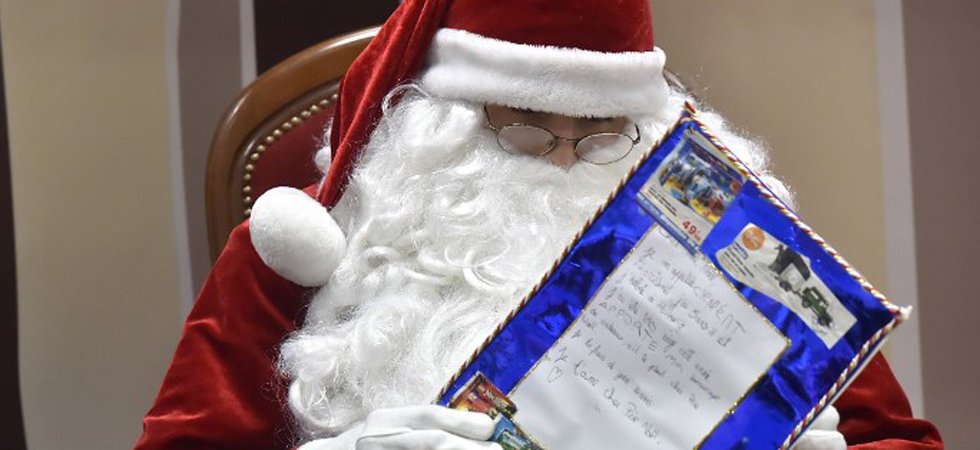 Italie : renvoyé pour avoir dit aux enfants que "le père Noël n'existe pas"