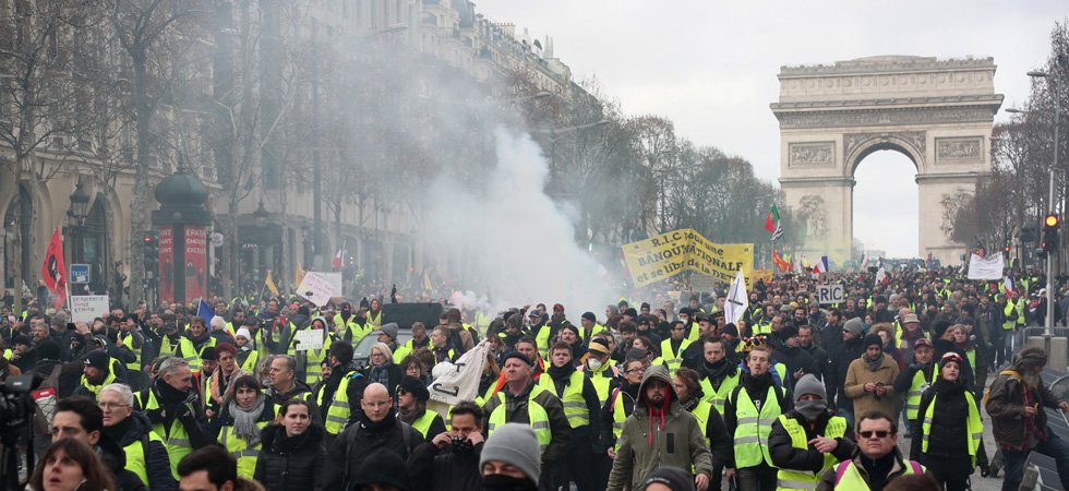"Gilets jaunes" : une majorité de Français en faveur de l'arrêt du mouvement, selon un sondage